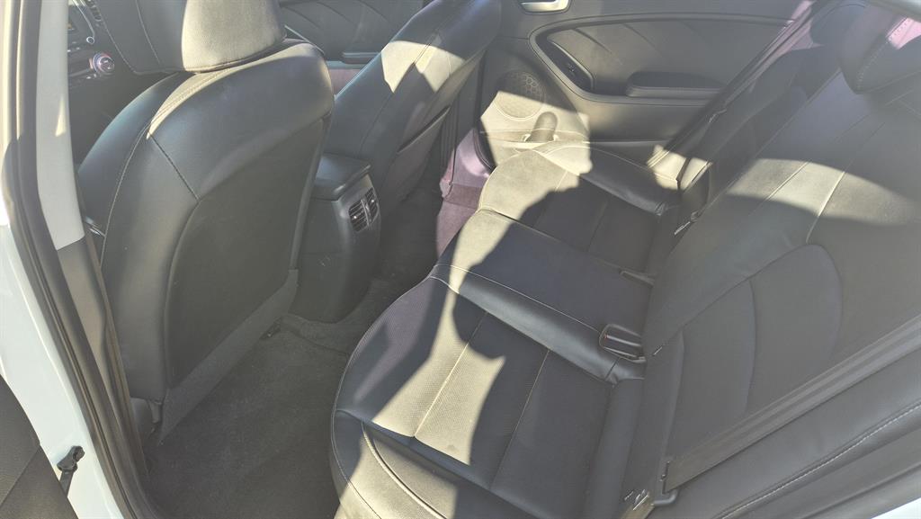 KIA K3 2016 Blanco - Importación desde Corea - HF Imports Iquique - Foto 13