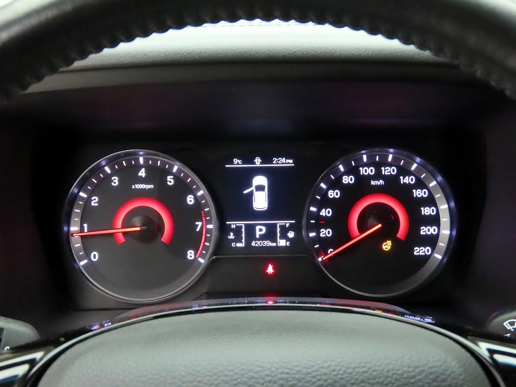 Ssangyong Tivoli - Vista 5