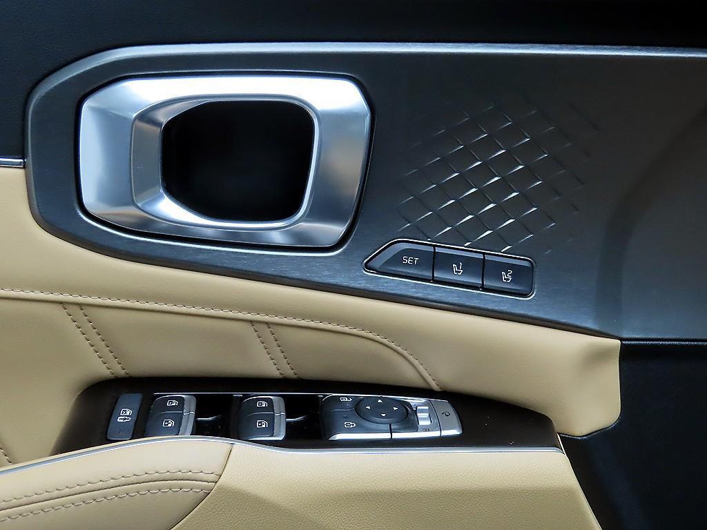 KIA Sorento - Vista 11