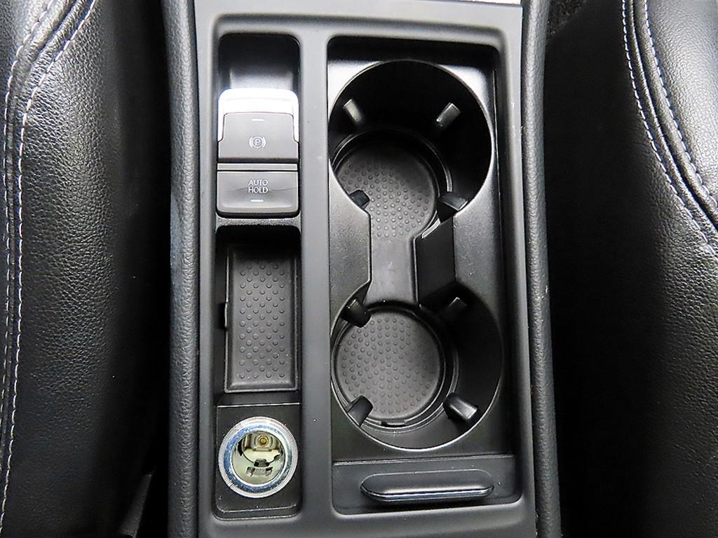 Volkswagen Golf - Vista 12