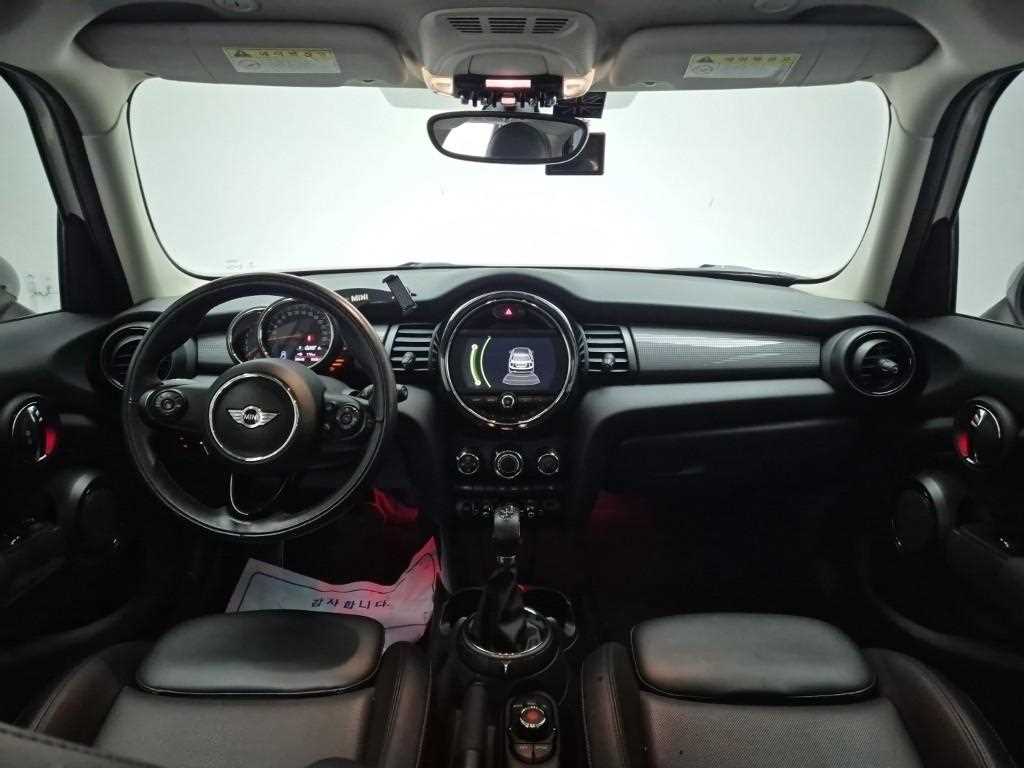 Mini Cooper - Vista 7