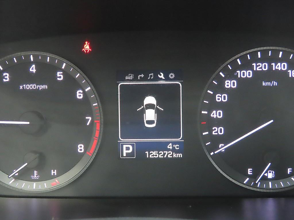 HYUNDAI Sonata - Vista 11