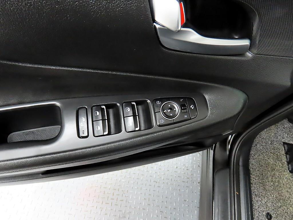 HYUNDAI Santa Fe - Vista 11