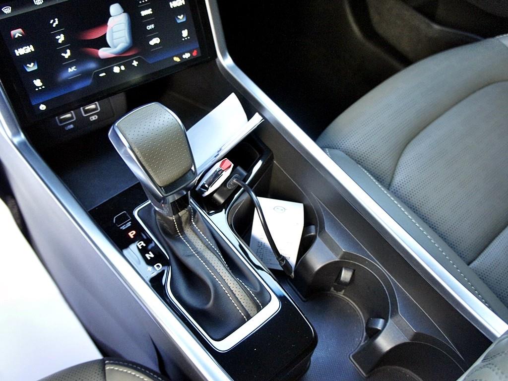 Ssangyong Torres 2023 Blanco - Importación desde Corea - HF Imports Iquique - Foto 11