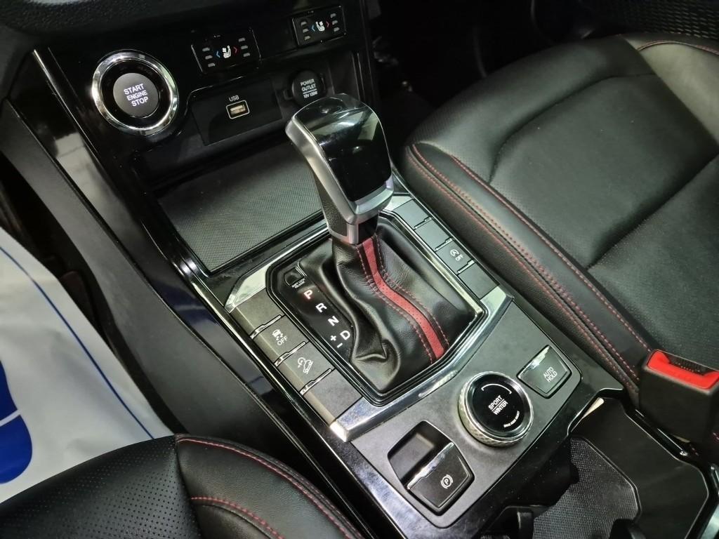 Ssangyong Korando - Vista 8