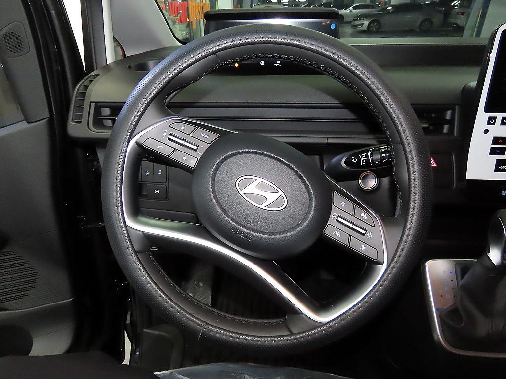 HYUNDAI Staria - Vista 7