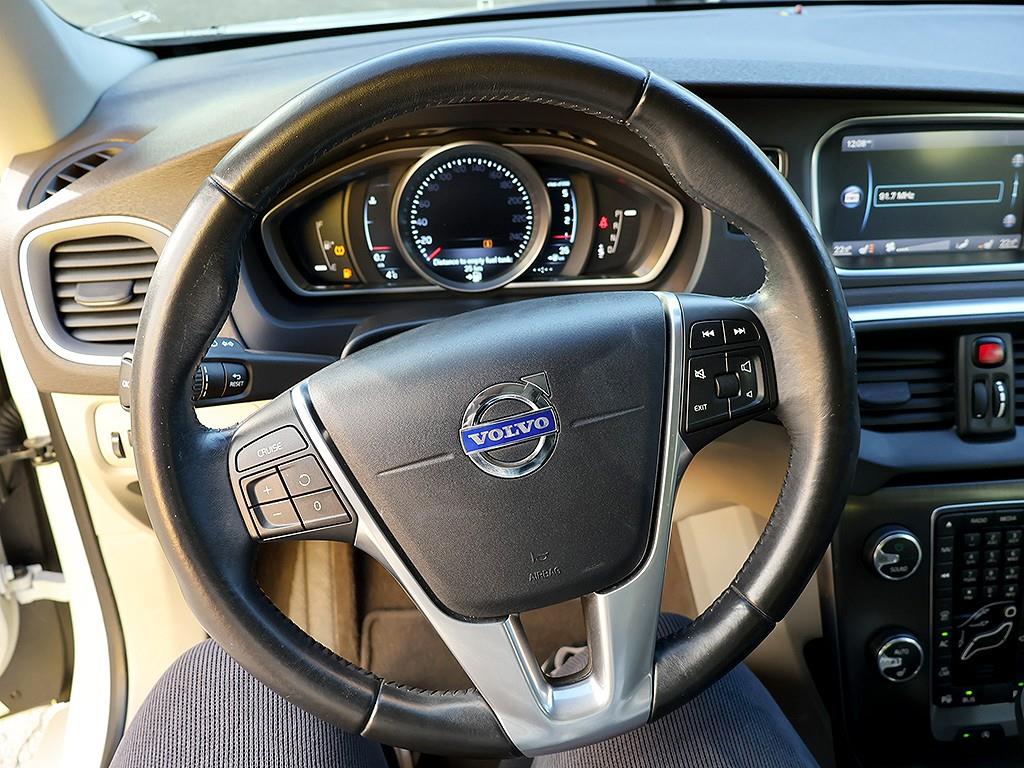 Volvo V40 2015 Blanco - Importación desde Corea - HF Imports Iquique - Foto 8