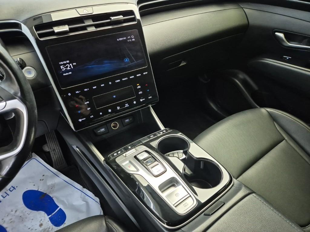 HYUNDAI Tucson - Vista 10