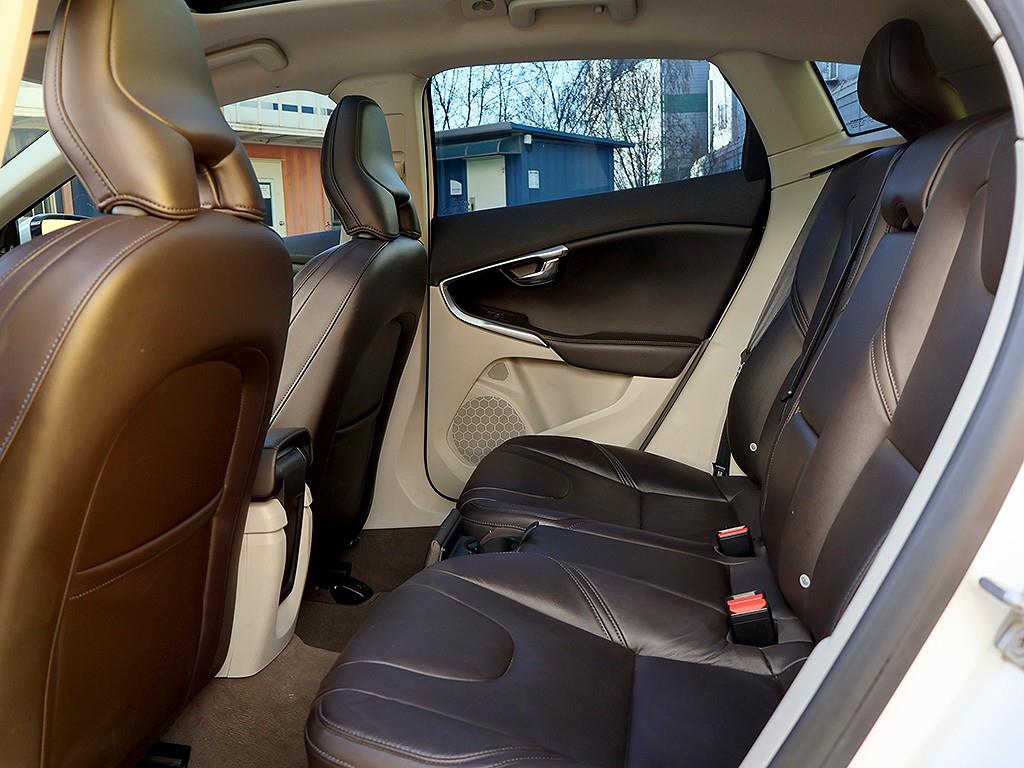 Volvo V40 2015 Blanco - Importación desde Corea - HF Imports Iquique - Foto 12