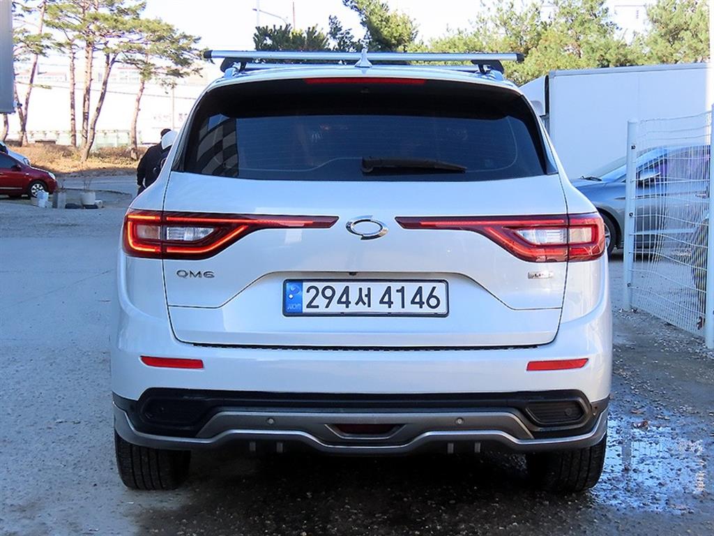 SAMSUNG QM6 - Vista 4