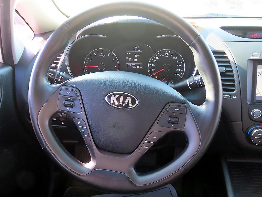 KIA K3 - Vista 7