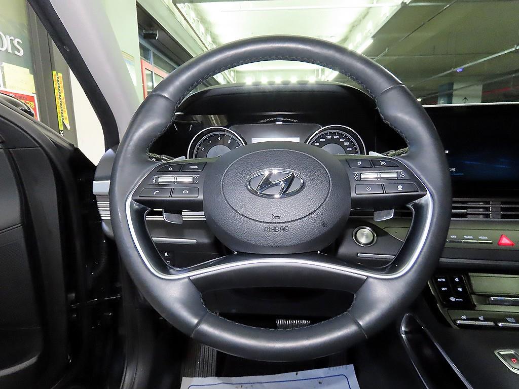 HYUNDAI Grandeur - Vista 8