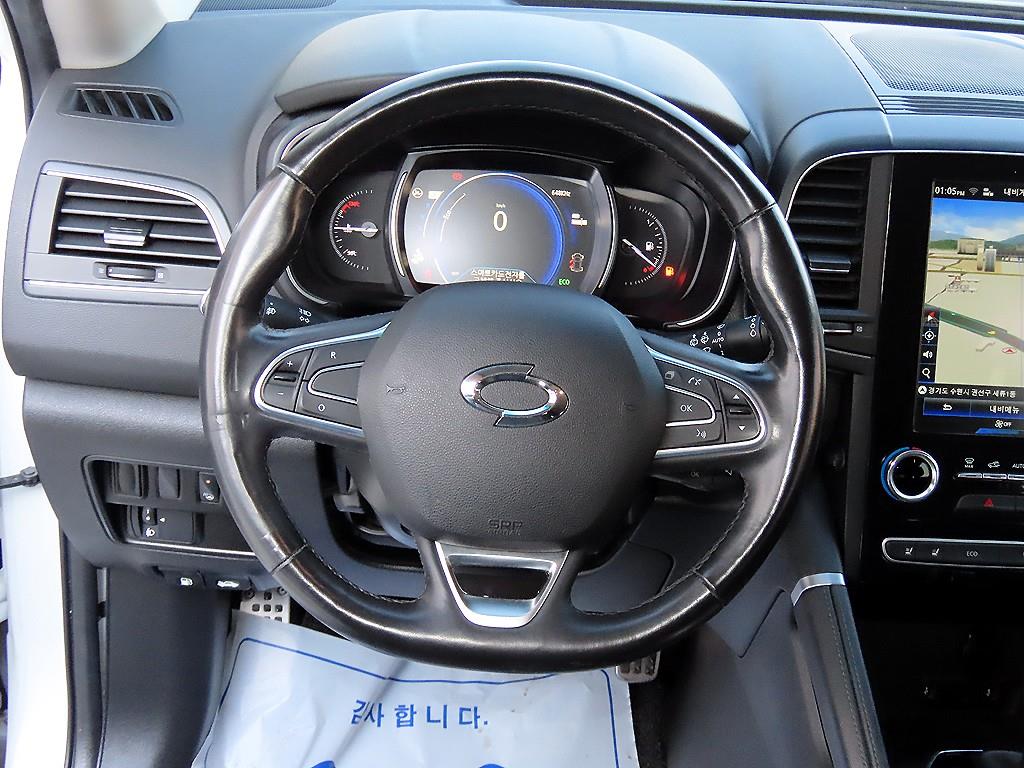 SAMSUNG QM6 - Vista 8