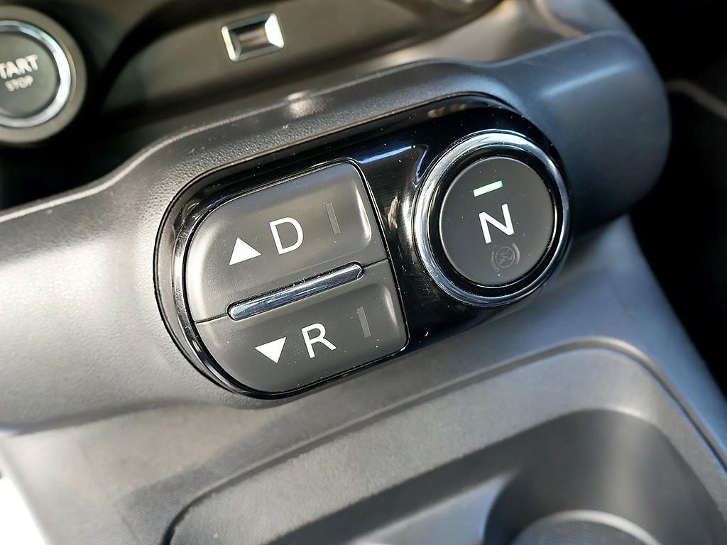 Citroen C4 2019 Gris - Importación desde Corea - HF Imports Iquique - Foto 7