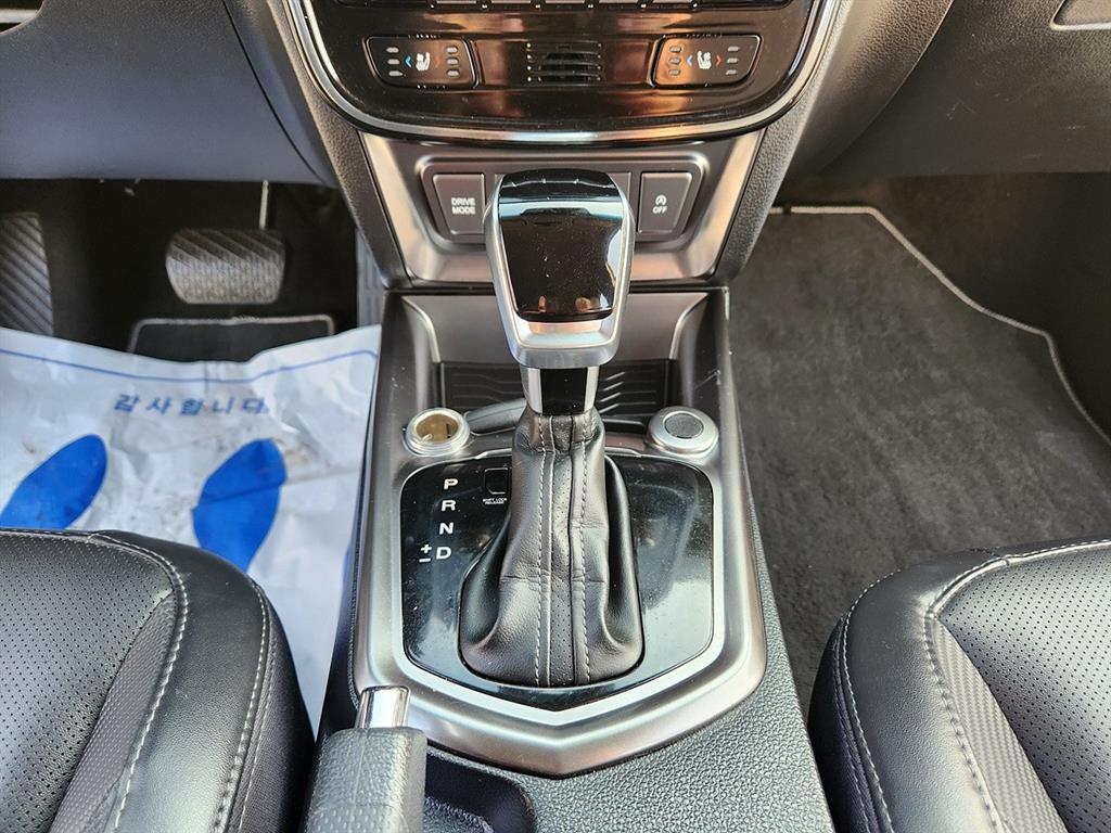 Ssangyong Tivoli 2022 Blanco - Importación desde Corea - HF Imports Iquique - Foto 17