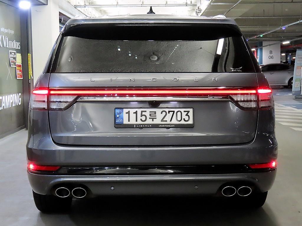 Lincoln Aviator - Vista 5