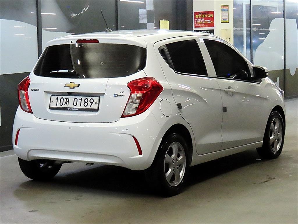 Chevrolet Spark - Vista 4