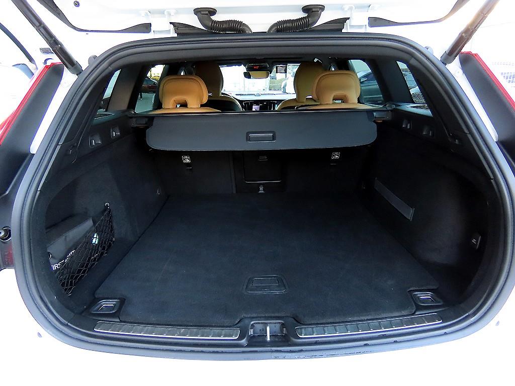 Volvo V60 2020 Blanco - Importación desde Corea - HF Imports Iquique - Foto 17