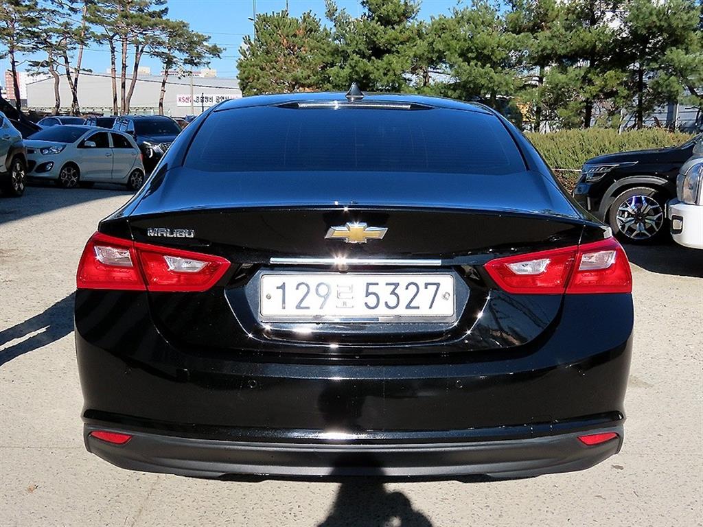 Chevrolet Malibu - Vista 4