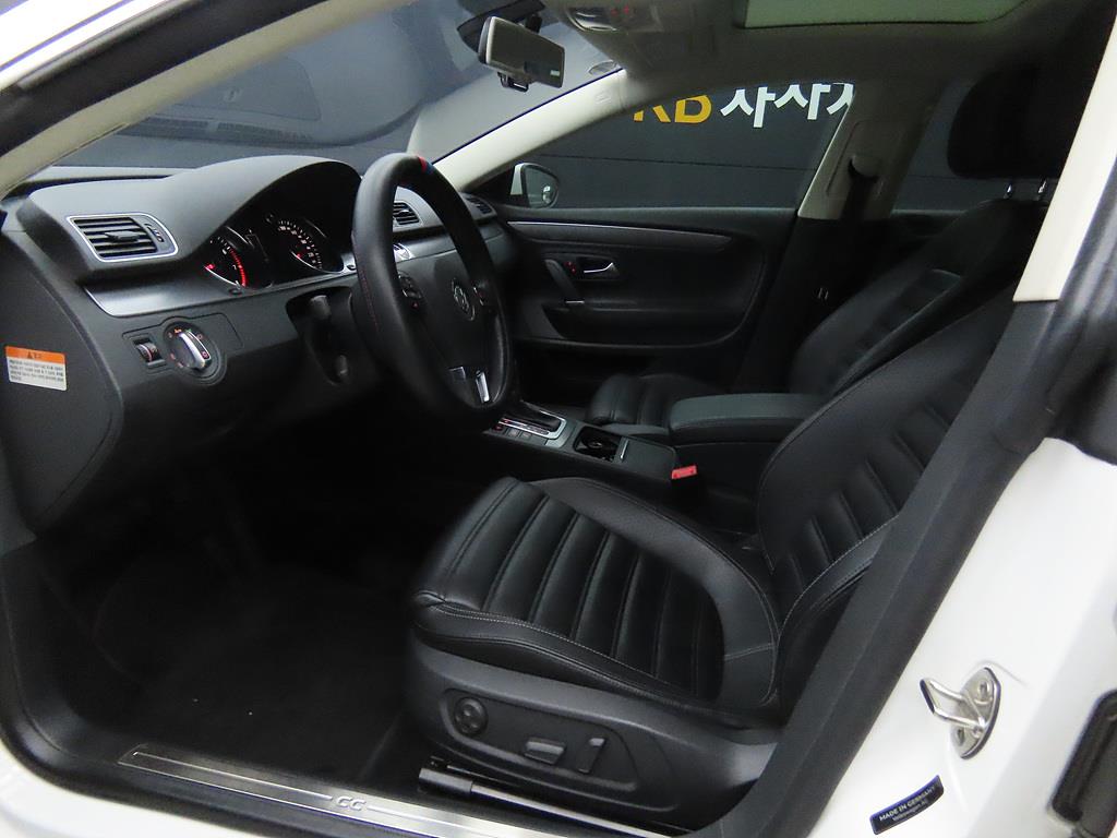 Volkswagen CC - Vista 5