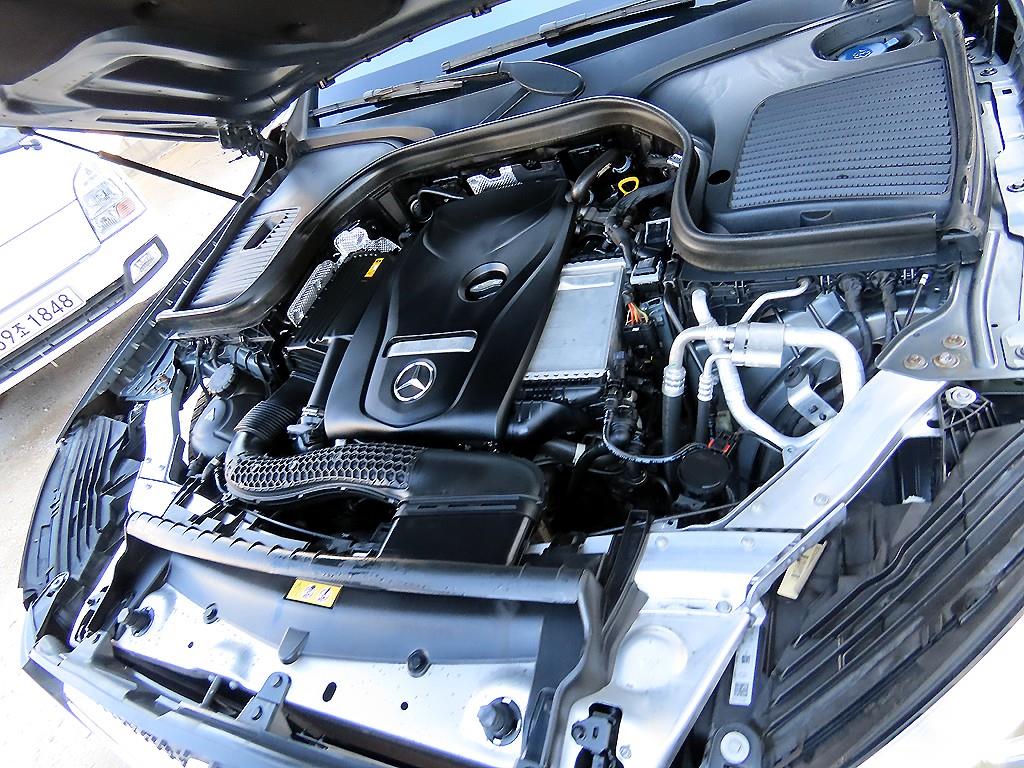 Mercedes Benz GLC Class 2019 Gris - Importación desde Corea - HF Imports Iquique - Foto 19