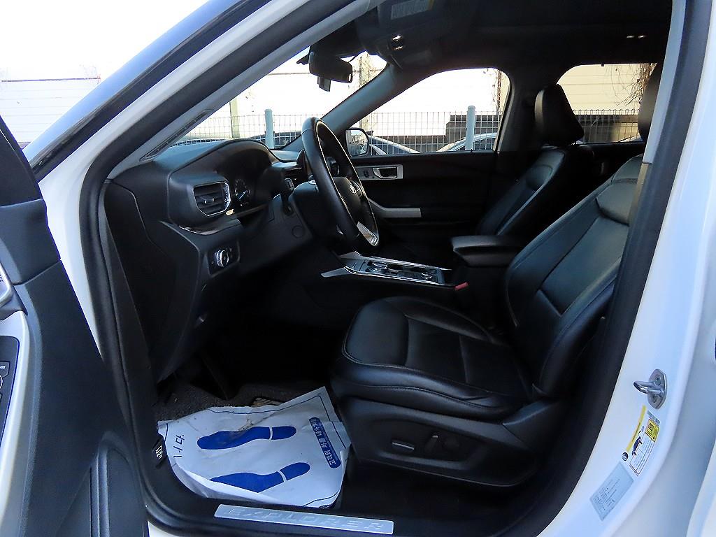 Ford Explorer - Vista 5