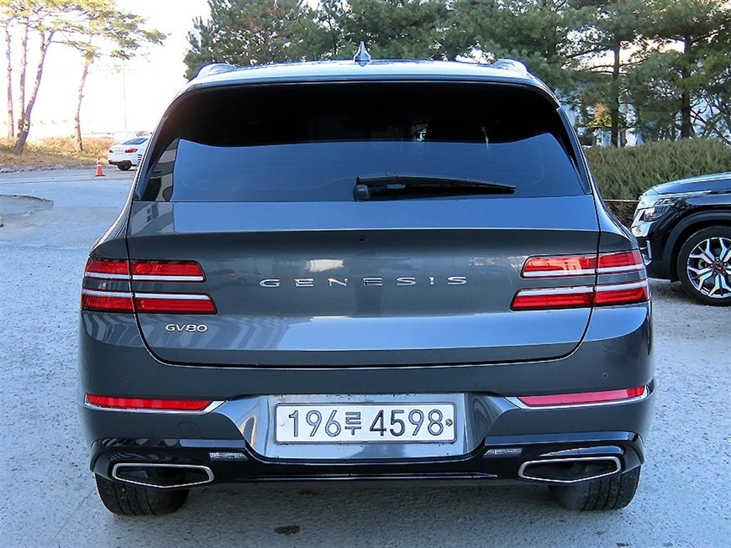Genesis GV80 - Vista 4