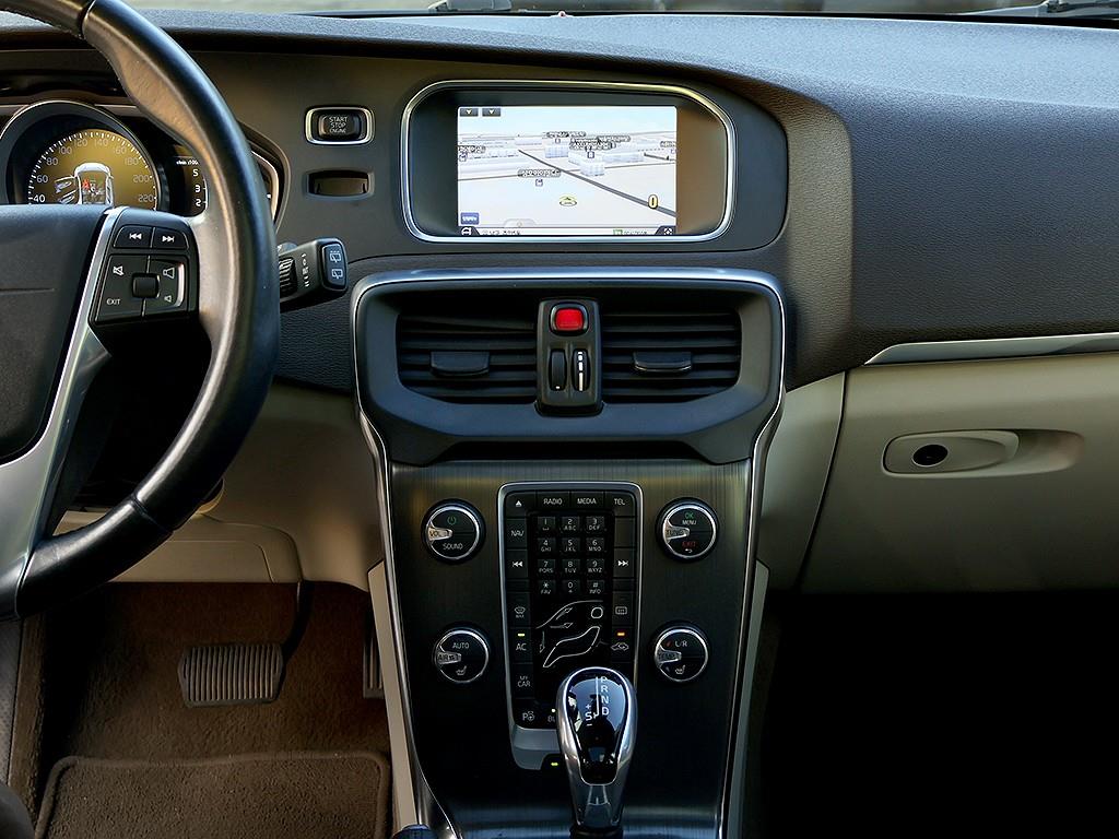 Volvo V40 2015 Blanco - Importación desde Corea - HF Imports Iquique - Foto 9