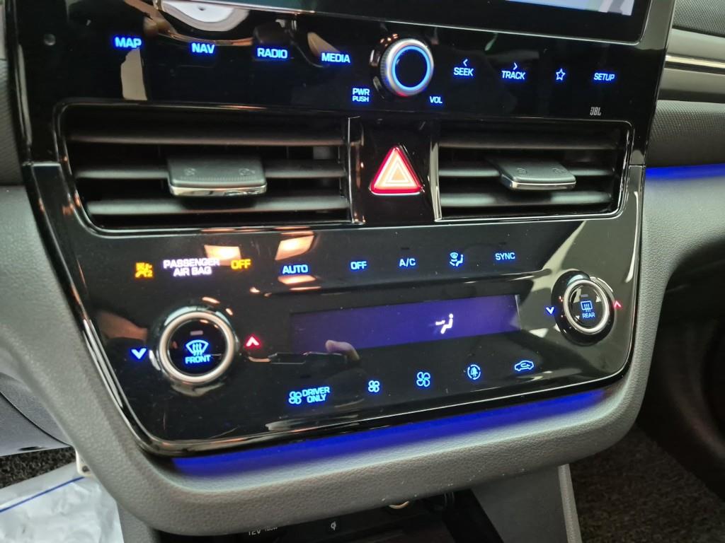 HYUNDAI Ioniq - Vista 10