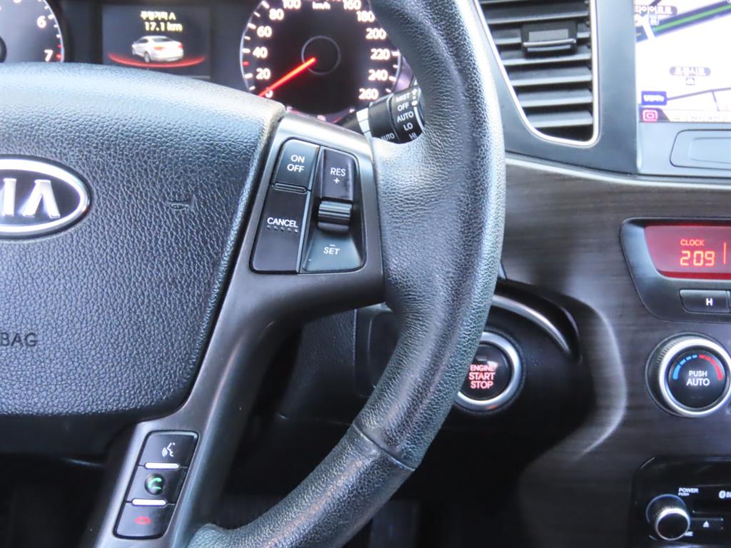 KIA K7 2012 Negro - Importación desde Corea - HF Imports Iquique - Foto 10