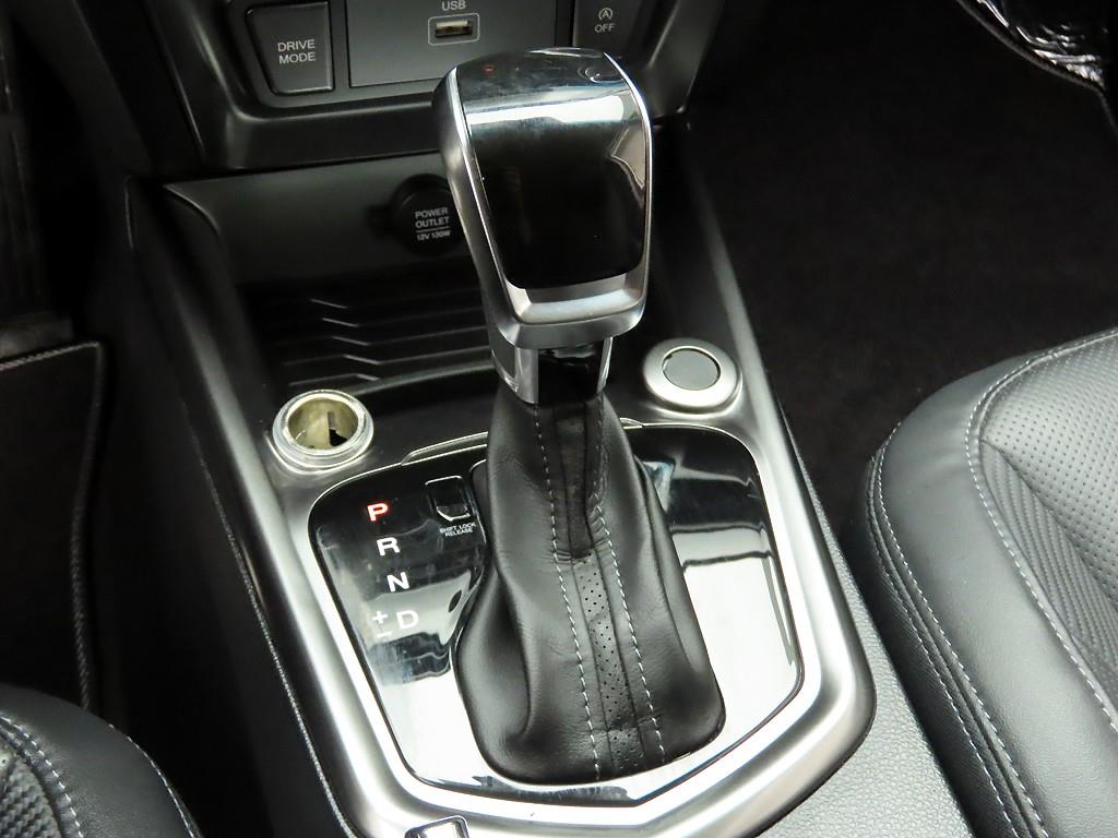 Ssangyong Tivoli - Vista 10