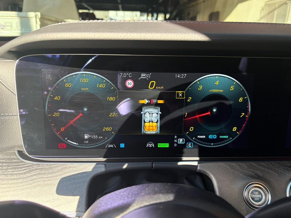 Mercedes Benz E class - Vista 6