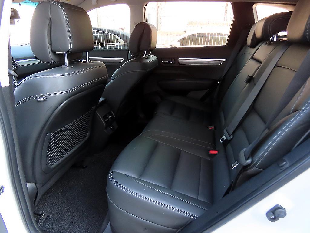 SAMSUNG QM6 - Vista 6