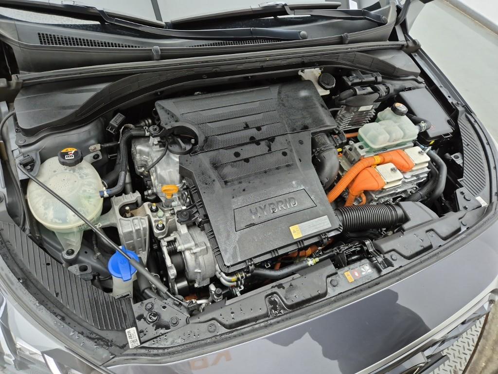 HYUNDAI Ioniq - Vista 6