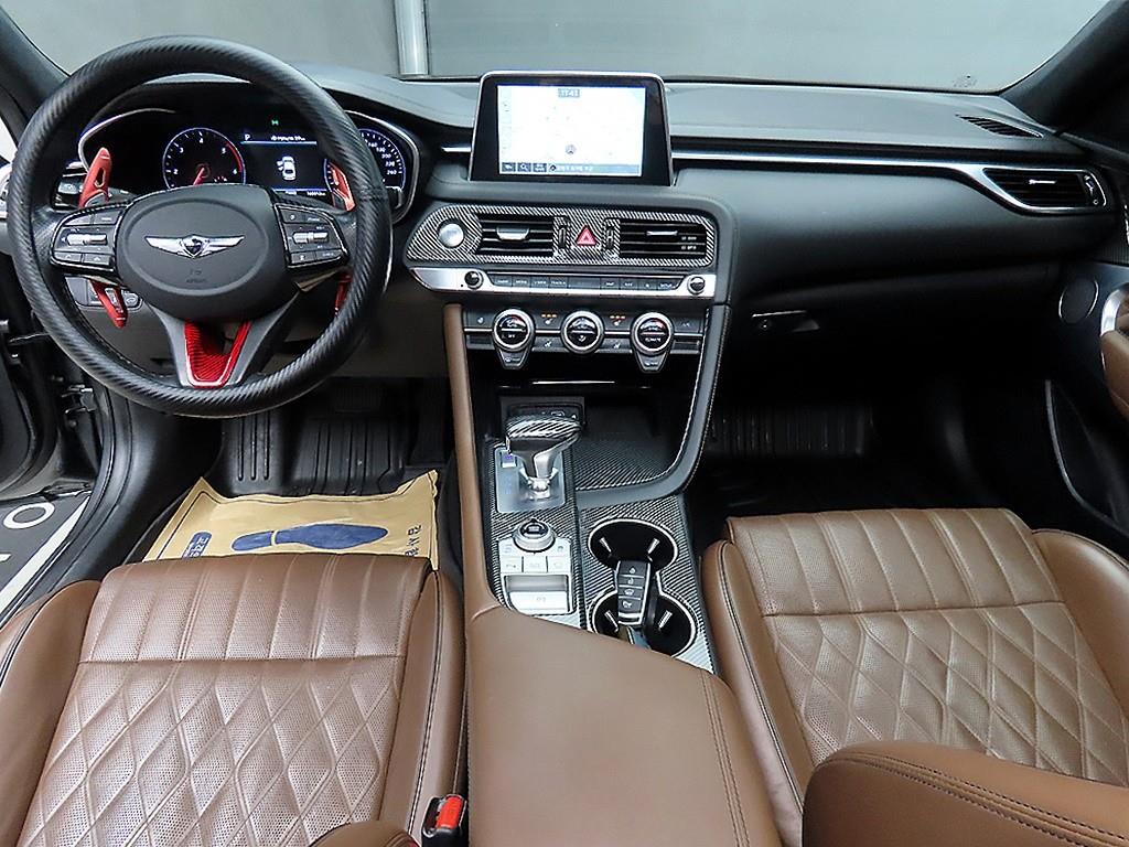 Genesis G70 - Vista 7