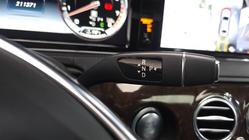 Mercedes Benz S Class - Vista 9