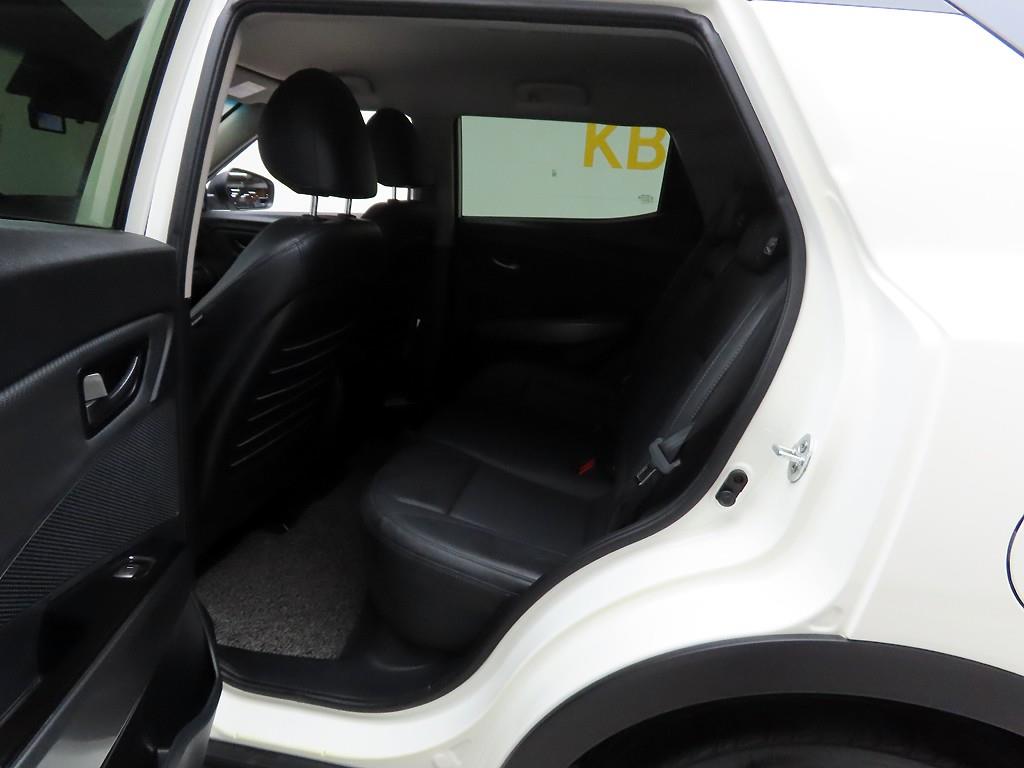 Ssangyong Tivoli 2022 Blanco - Importación desde Corea - HF Imports Iquique - Foto 14