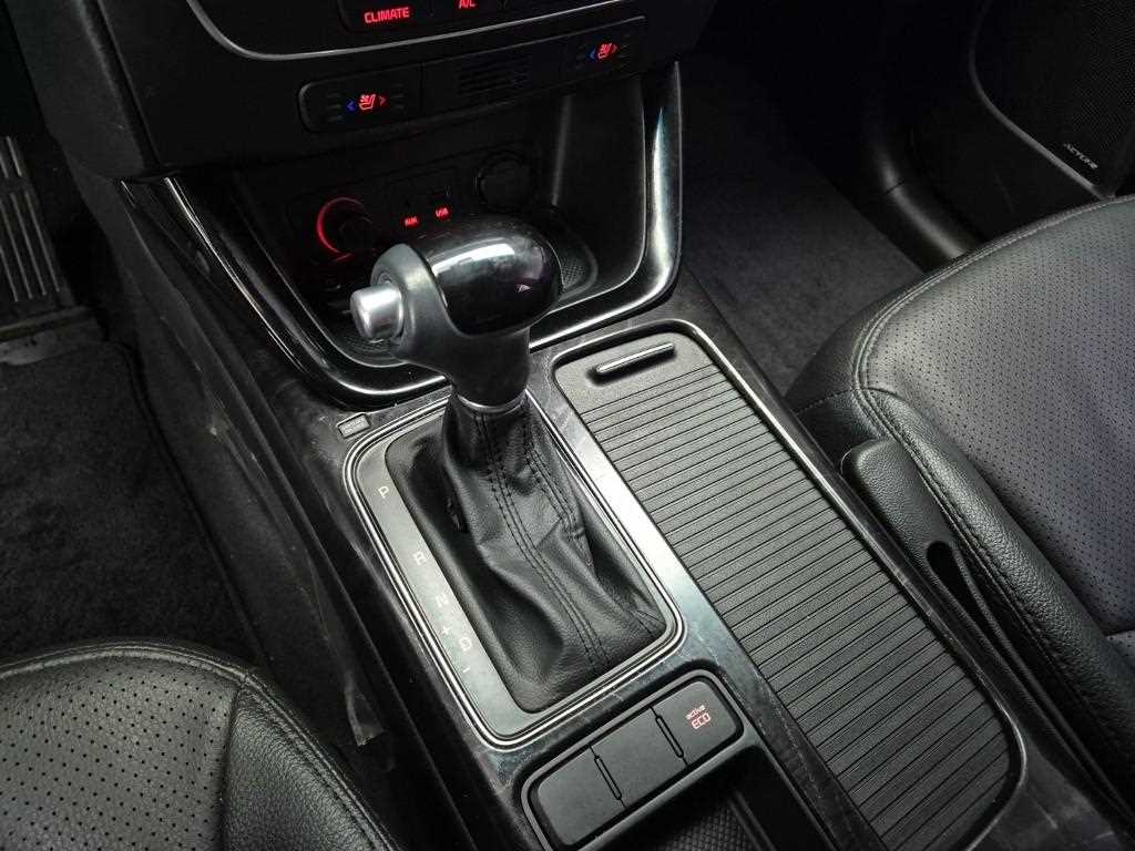 KIA Sorento - Vista 8