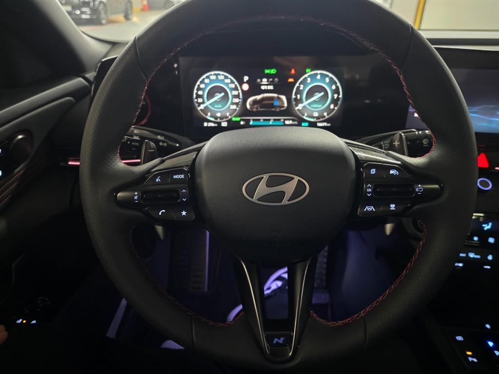 HYUNDAI Avante - Vista 7