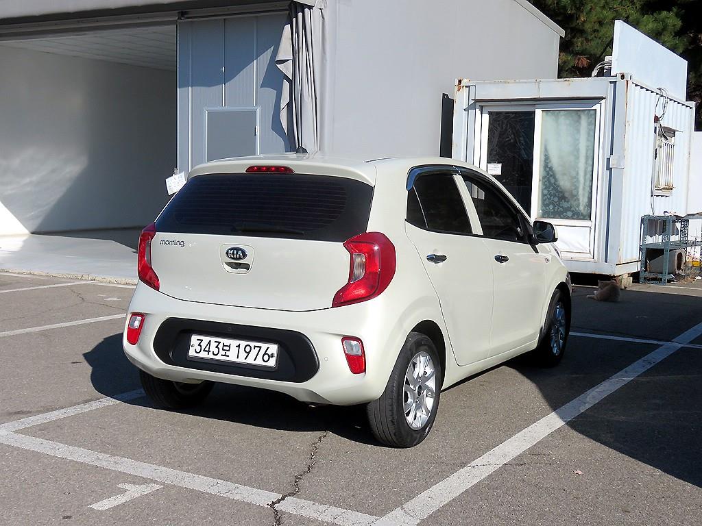 KIA Morning - Vista 4