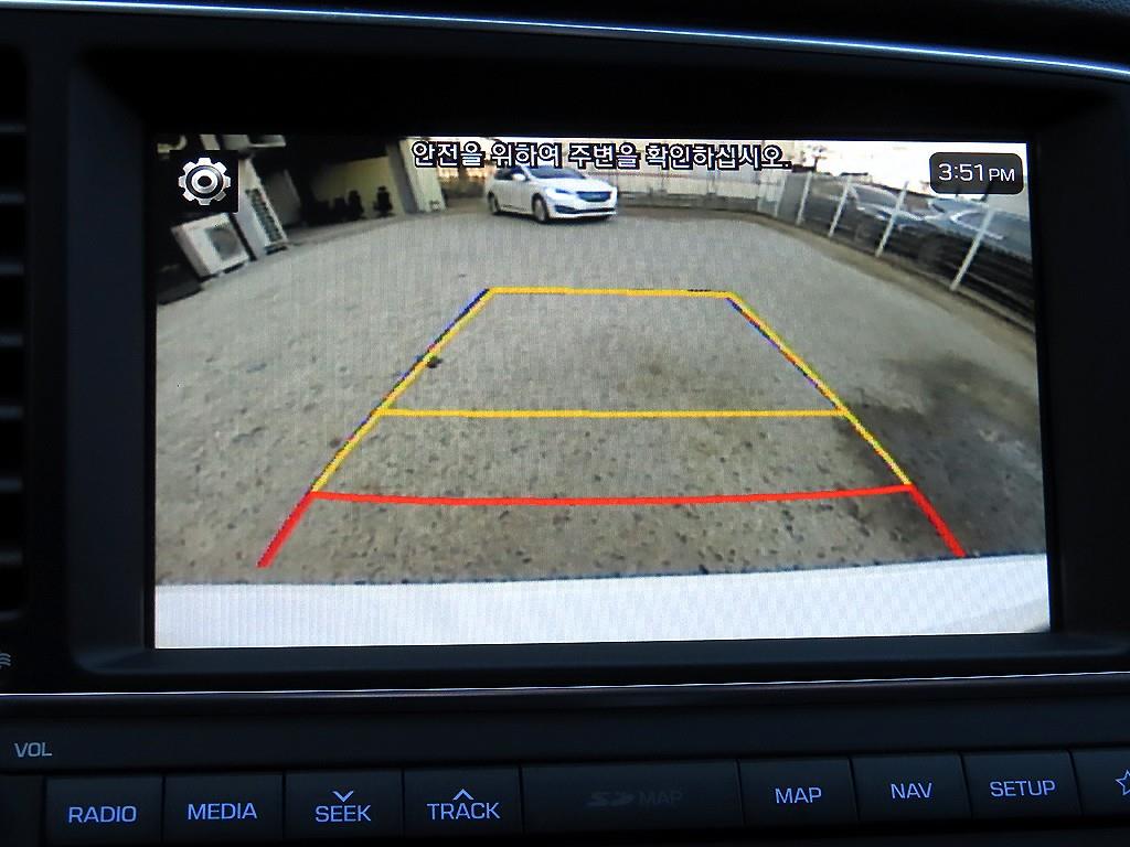 HYUNDAI Avante 2018 Blanco - Importación desde Corea - HF Imports Iquique - Foto 15