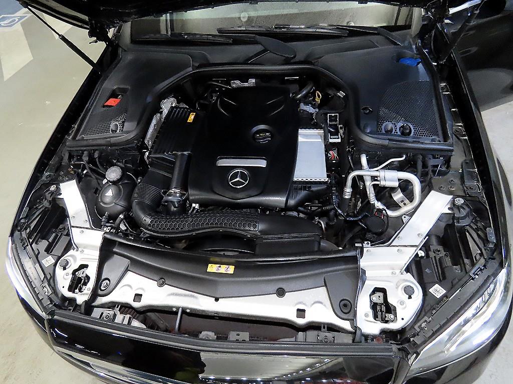 Mercedes Benz E class 2018 Negro - Importación desde Corea - HF Imports Iquique - Foto 19