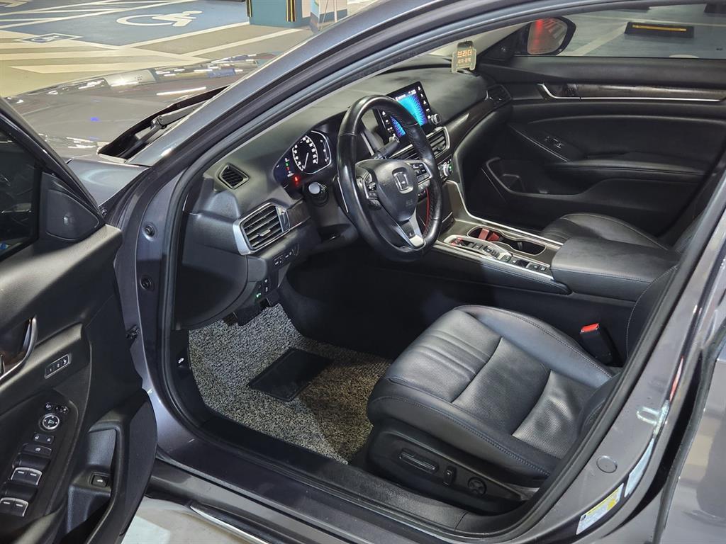 Honda Accord - Vista 10