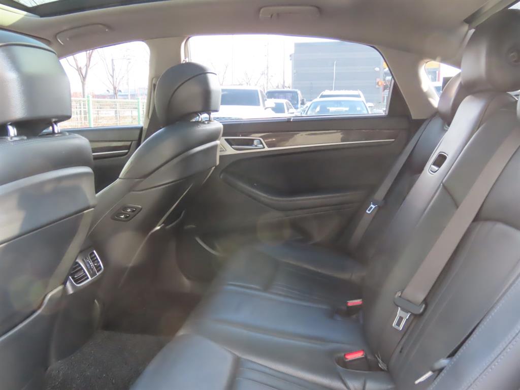 Genesis G80 - Vista 11