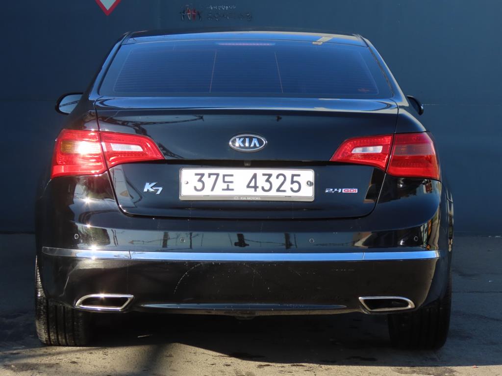 KIA K7 - Vista 7