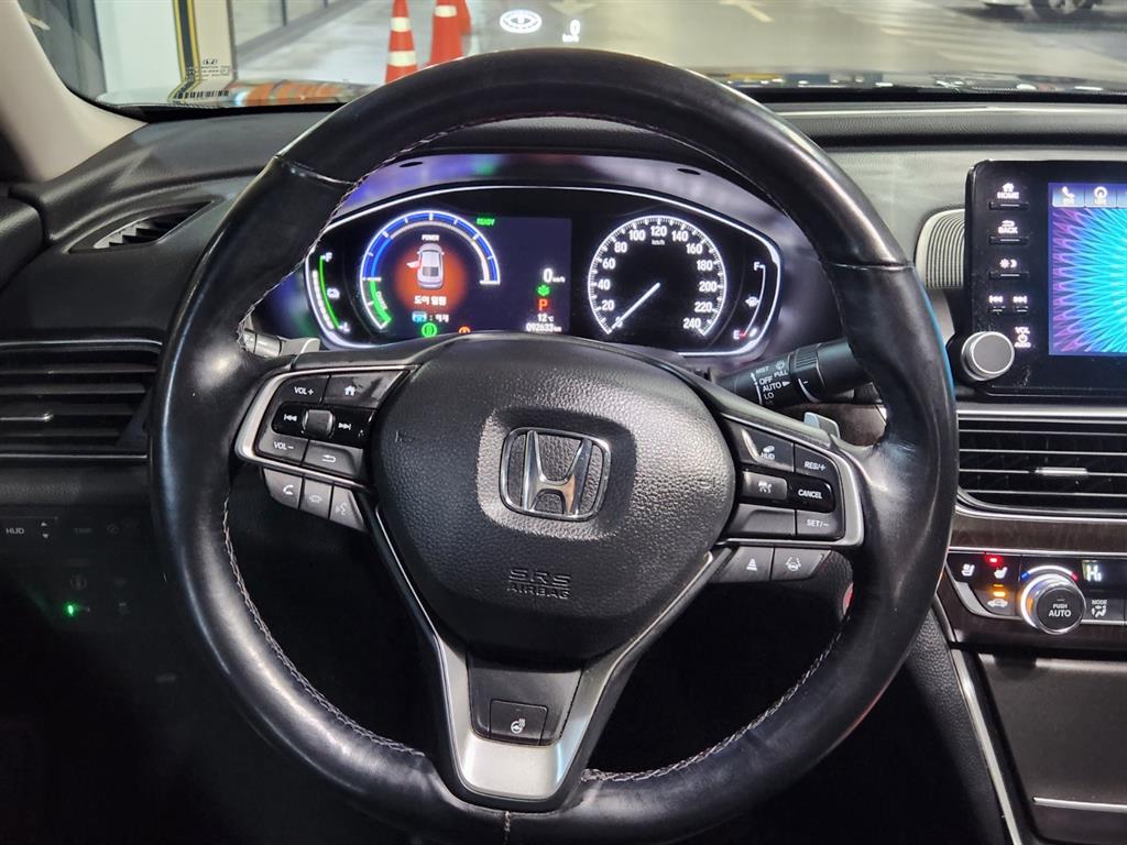 Honda Accord - Vista 9