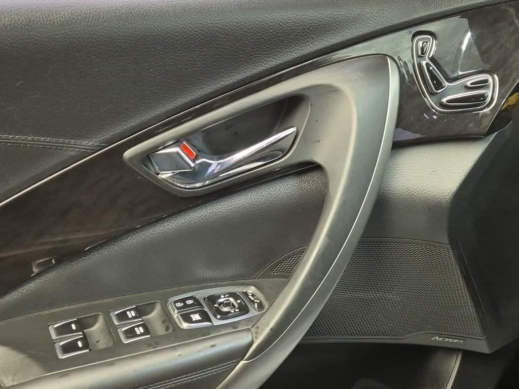 HYUNDAI Grandeur 2015 Negro - Importación desde Corea - HF Imports Iquique - Foto 18