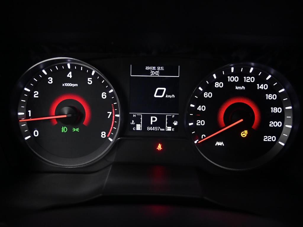 Ssangyong Tivoli - Vista 8