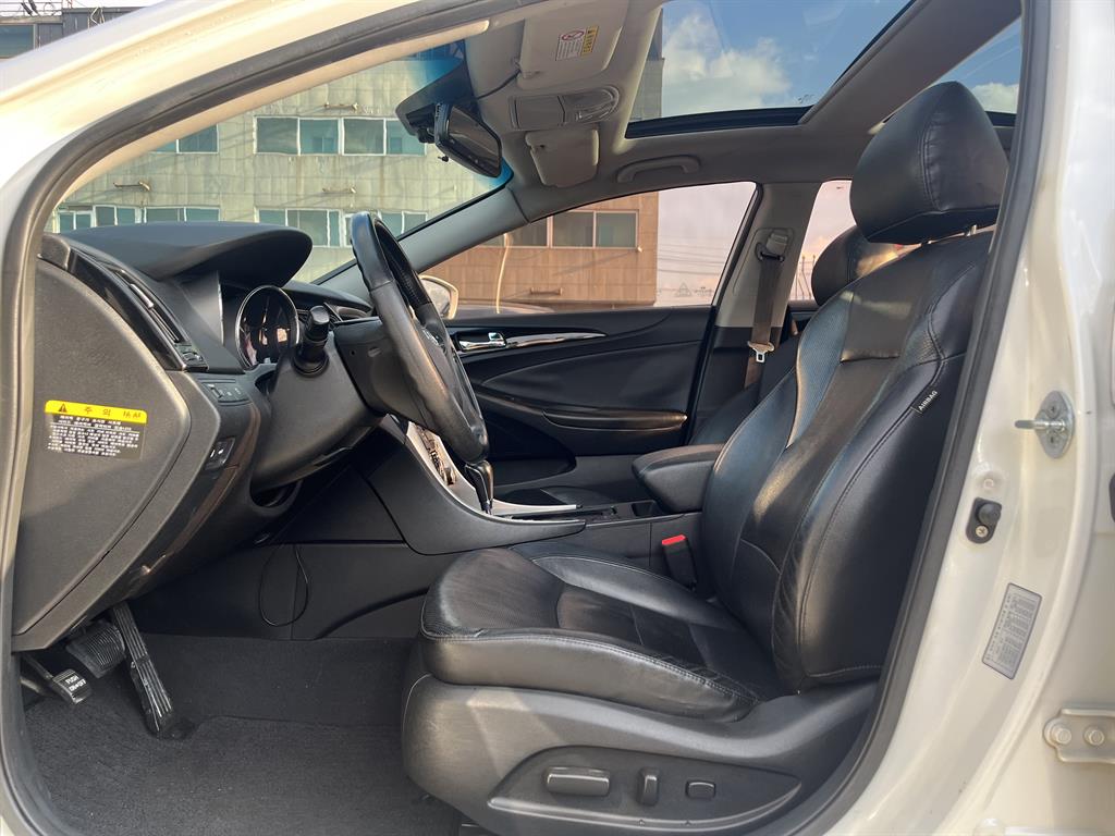 HYUNDAI Sonata 2011 Blanco - Importación desde Corea - HF Imports Iquique - Foto 16