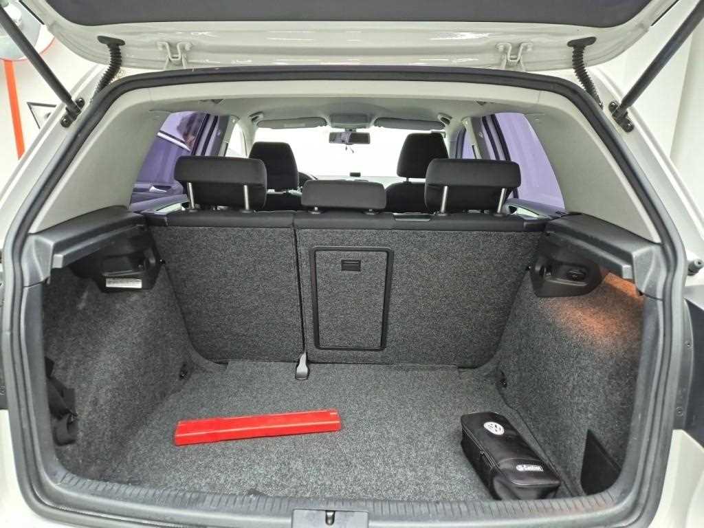 Volkswagen Golf 2011 Blanco - Importación desde Corea - HF Imports Iquique - Foto 17